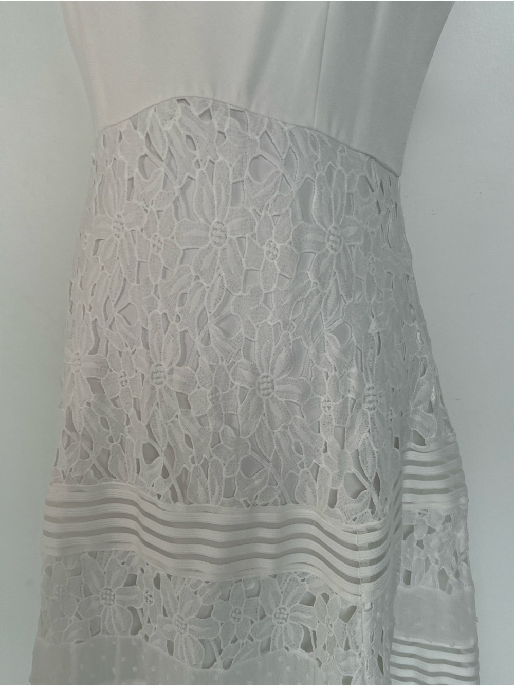 EUC! Boston Proper Mixed Media Lace Pom Pom  White Dress Size Medium - Picture 4 of 11